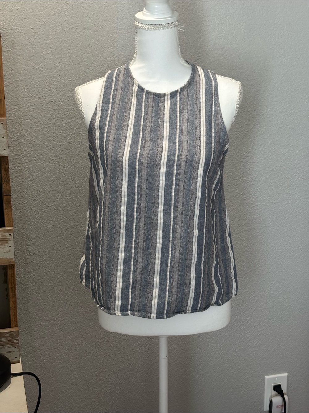 Paper Crane Sleeveless Striped Linen Blend Tank Top - Navy & White